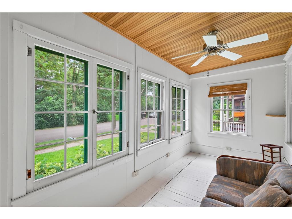 1831 Englewood Avenue Saint Paul MN 55104 6800021 image6