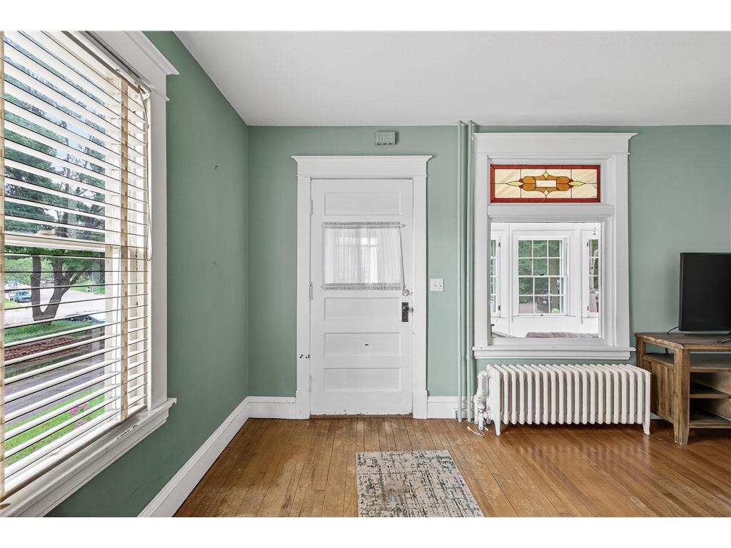 1831 Englewood Avenue Saint Paul MN 55104 6800021 image7