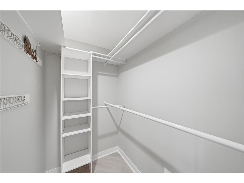 1831 Koehnen Circle Chanhassen MN 55331 7087735 image18