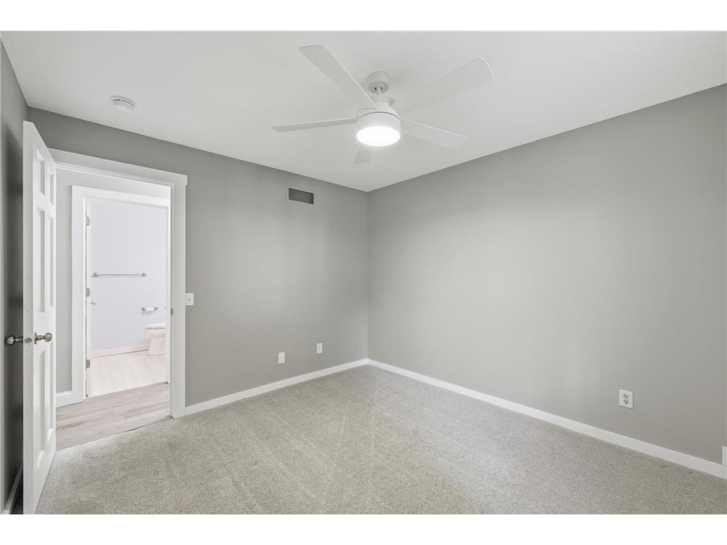 1831 Koehnen Circle Chanhassen MN 55331 7087735 image25