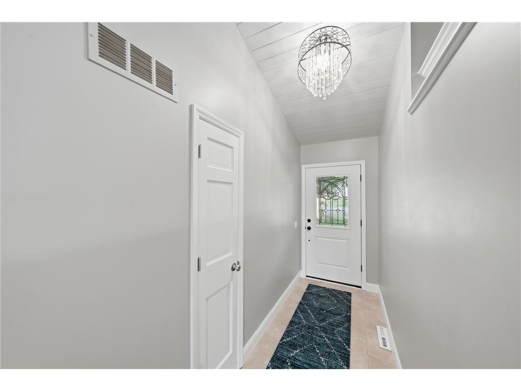 1831 Koehnen Circle Chanhassen MN 55331 7087735 image5
