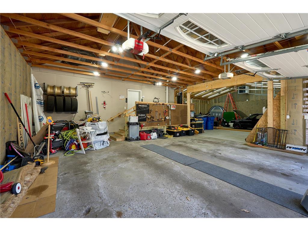 1832 Essex Road Minnetonka MN 55305 7064165 image12