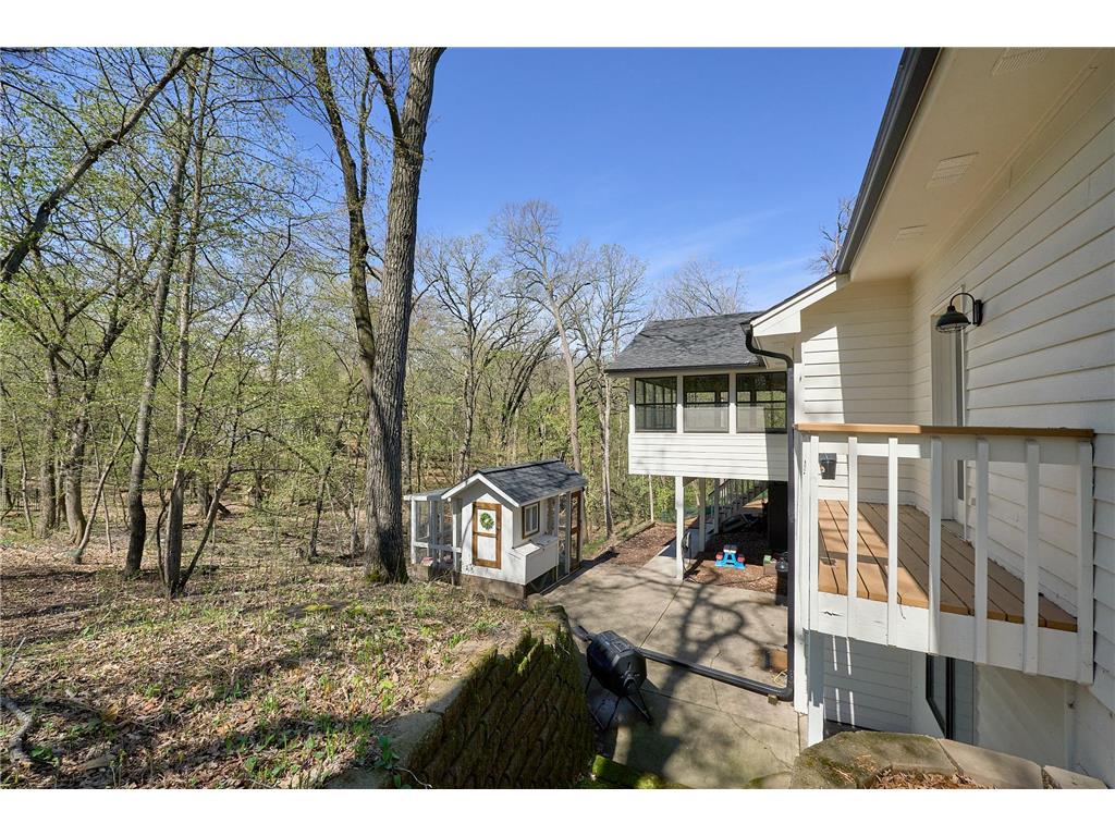 1832 Essex Road Minnetonka MN 55305 7064165 image13