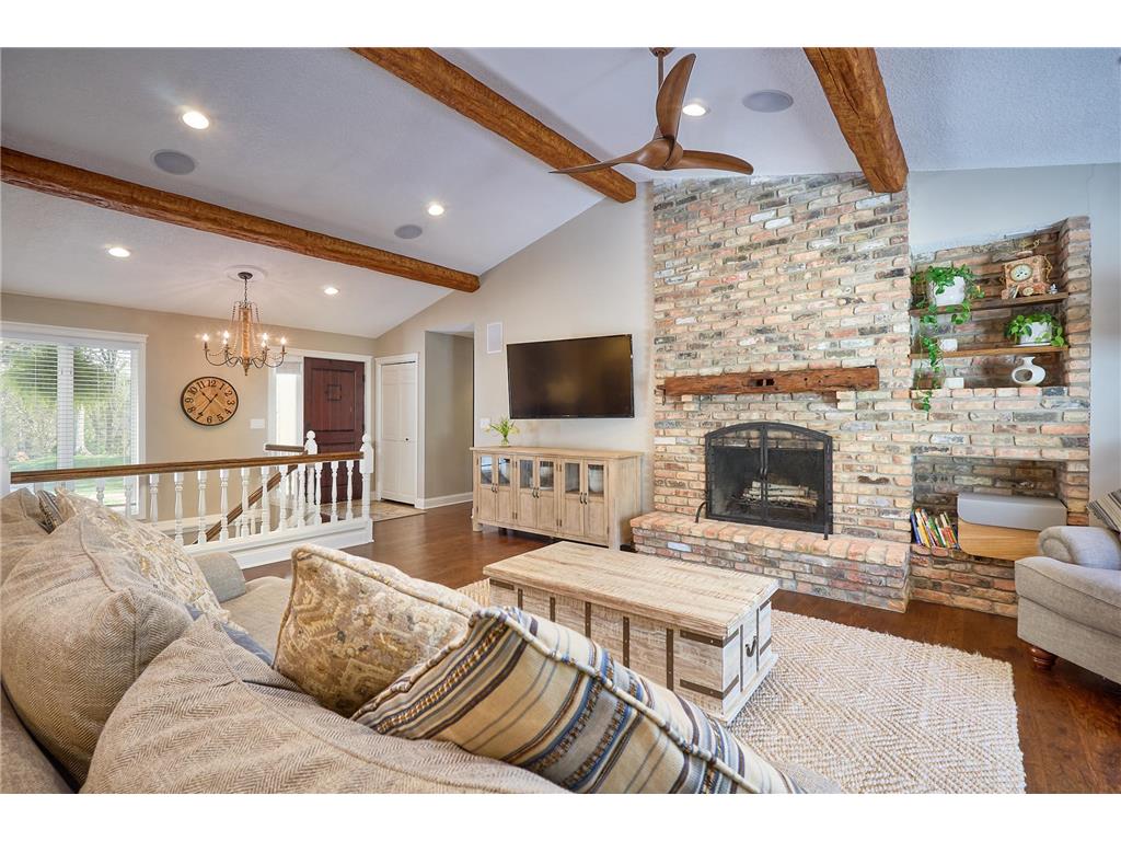 1832 Essex Road Minnetonka MN 55305 7064165 image36