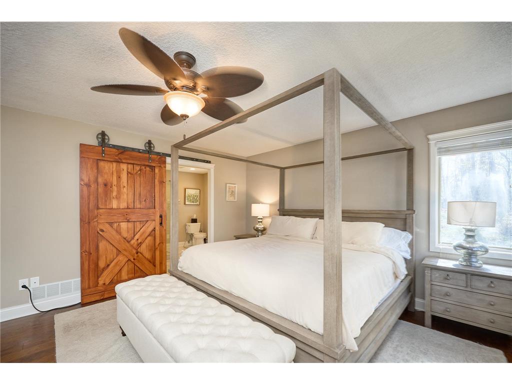 1832 Essex Road Minnetonka MN 55305 7064165 image38