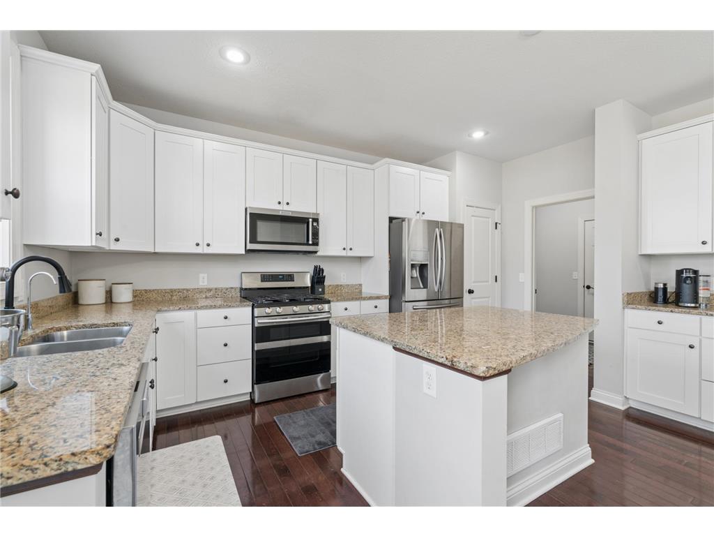 1832 Spring Creek Drive Carver MN 55315 7034265 image11