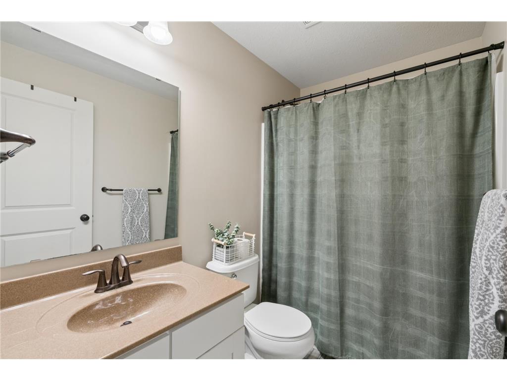 1832 Spring Creek Drive Carver MN 55315 7034265 image37