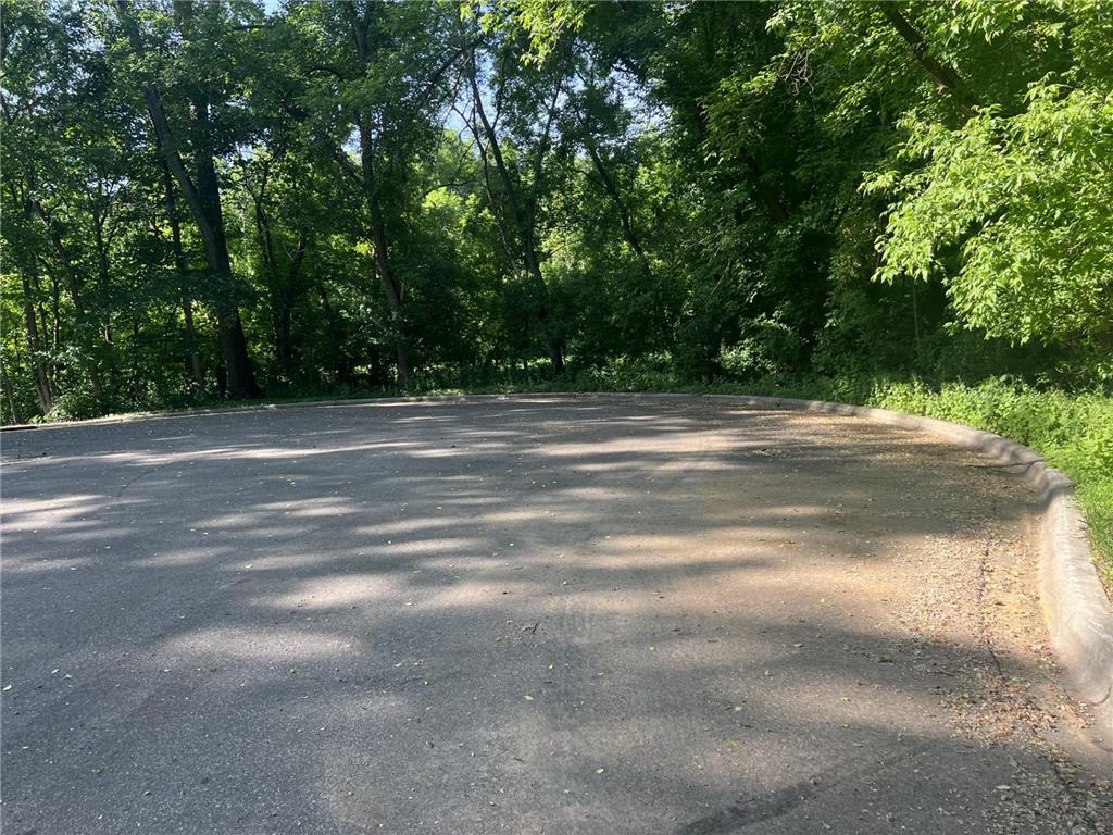 18321 Byrnwood Lane Minnetonka MN 55345 6378368 image1