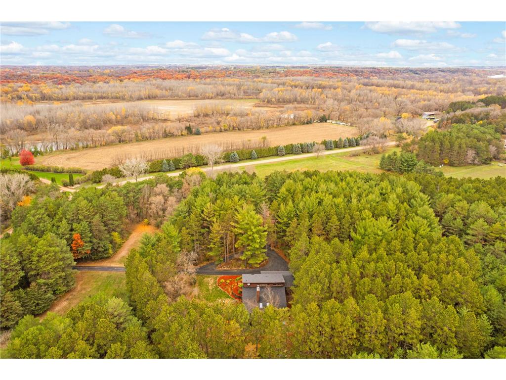 18321 W Sioux Vista Drive, Jordan, MN, 55352 MLS 6423345 Edina Realty