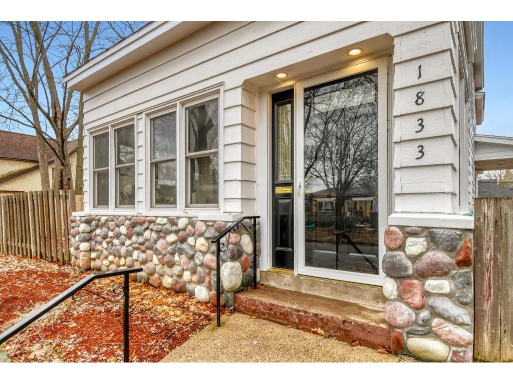1833 Hawthorne Avenue E Saint Paul MN 55119 7043681 image14