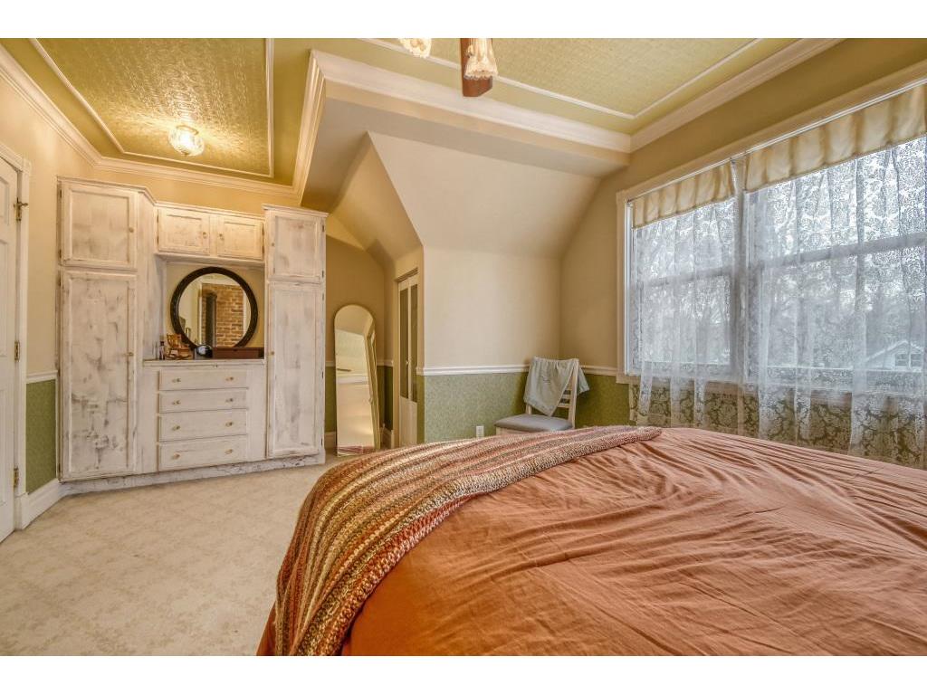 1833 Hawthorne Avenue E Saint Paul MN 55119 7043681 image24