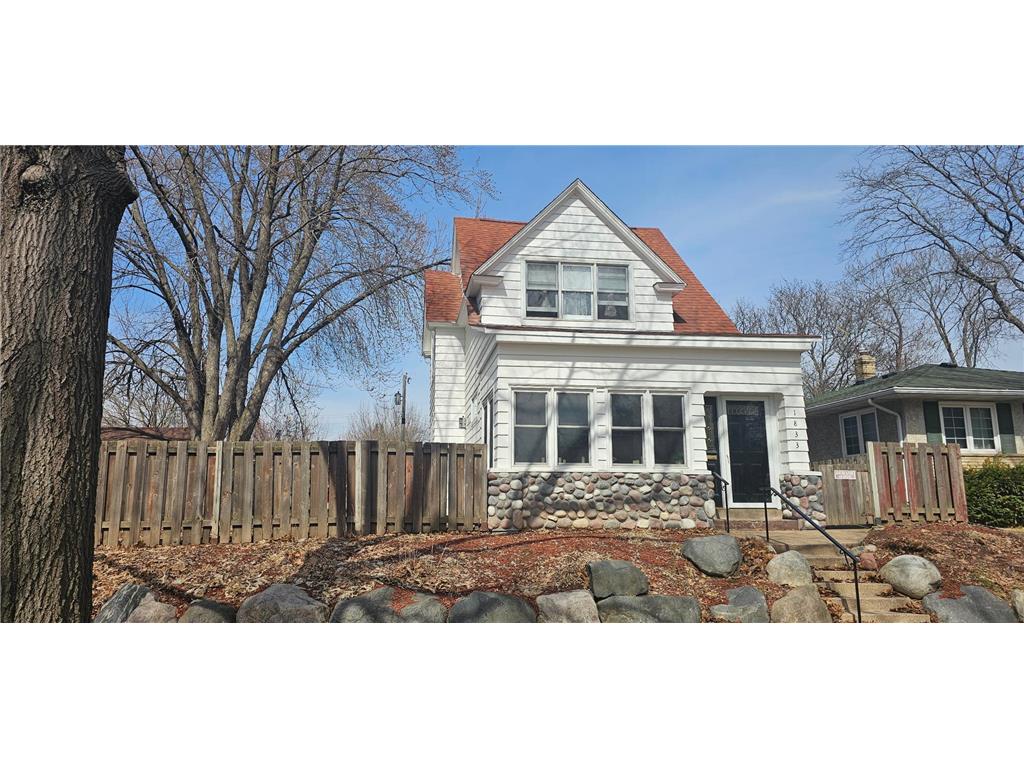 1833 Hawthorne Avenue E Saint Paul MN 55119 7043681 image4