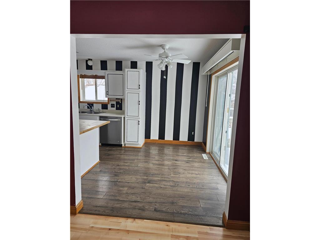 1833 Joes Lake Road SE Cambridge MN 55008 6779048 image3