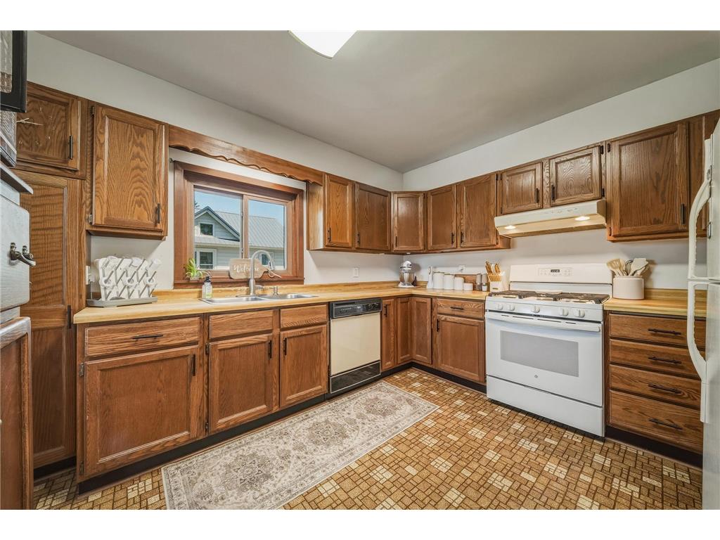 1833 Kranzfelder Street Bloomer WI 54724 7075951 image15