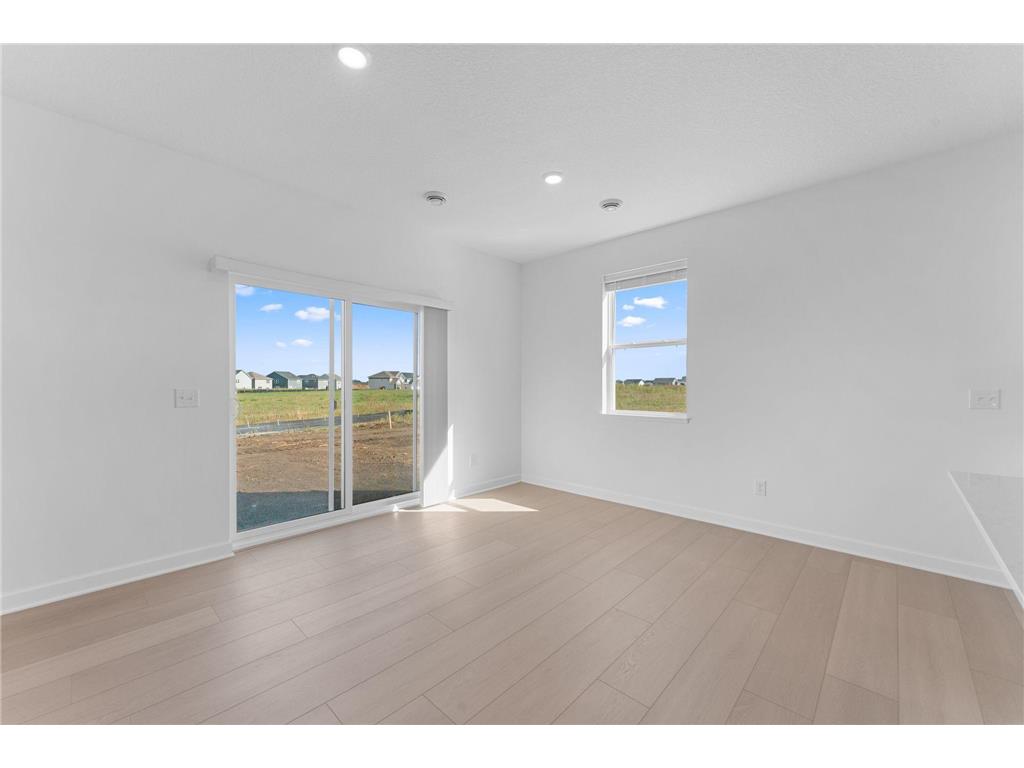 18333 Gladiator Drive Lakeville MN 55068 7048554 image4