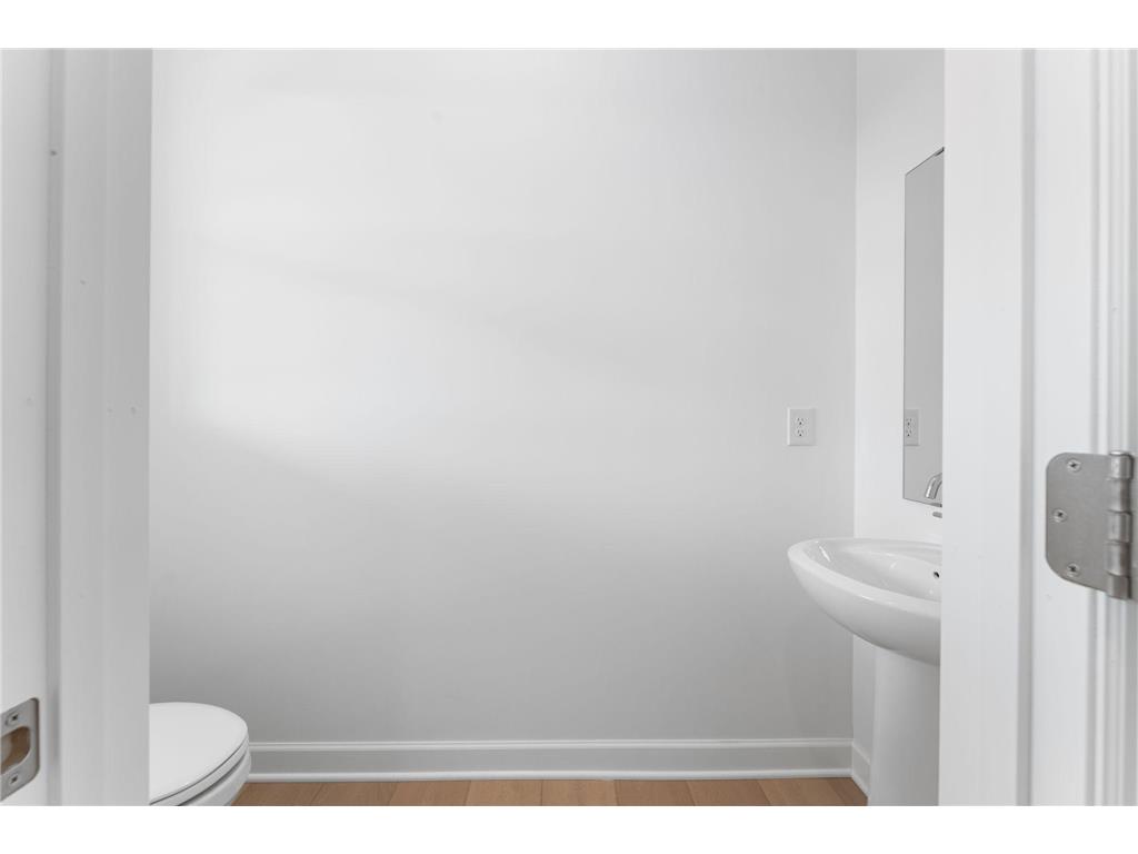 18333 Gladiator Drive Lakeville MN 55068 7048554 image7