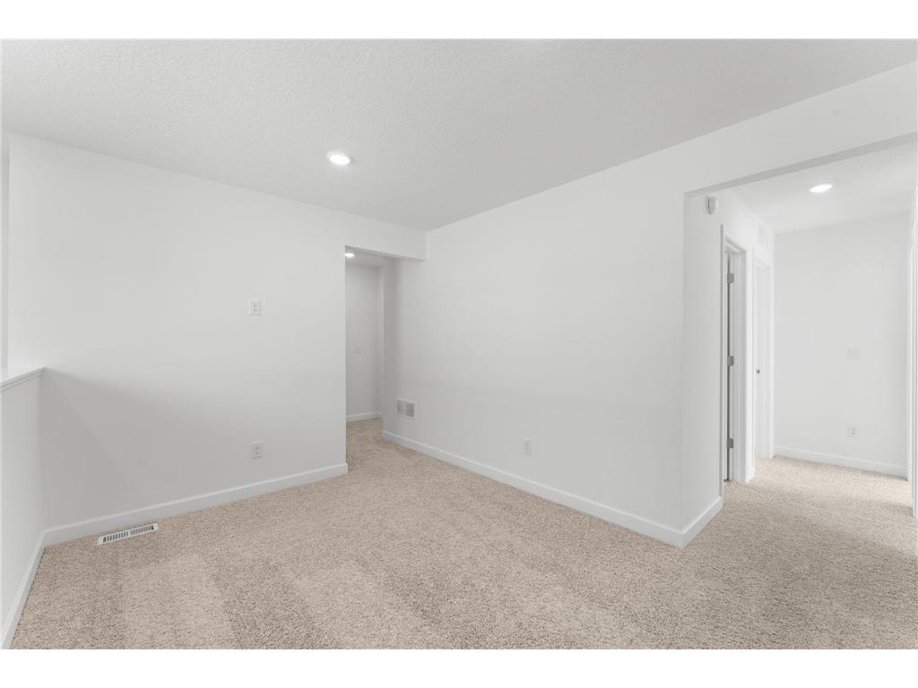 18333 Gladiator Drive Lakeville MN 55068 7048554 image9