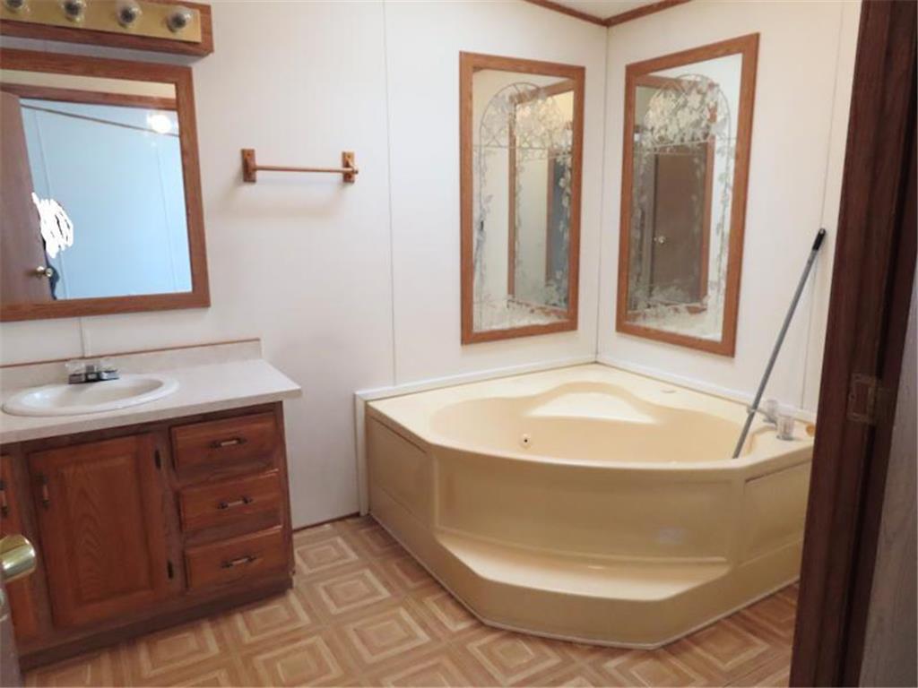 18340 US Highway 59 NE Thief River Falls MN 56701 7018566 image20