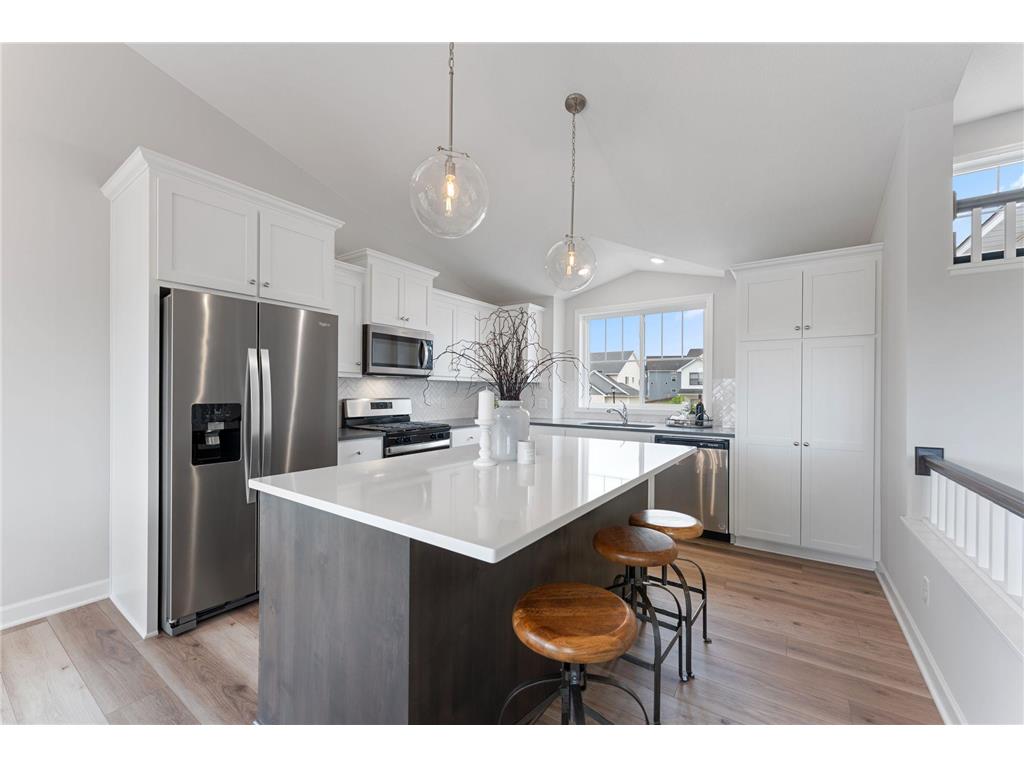 18341 Glacier Way Lakeville MN 55044 6691997 image1