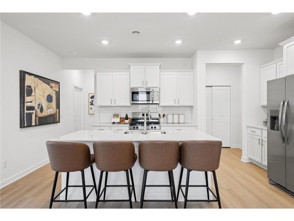 18341 Gladiator Drive Lakeville MN 55068 7063593 image3