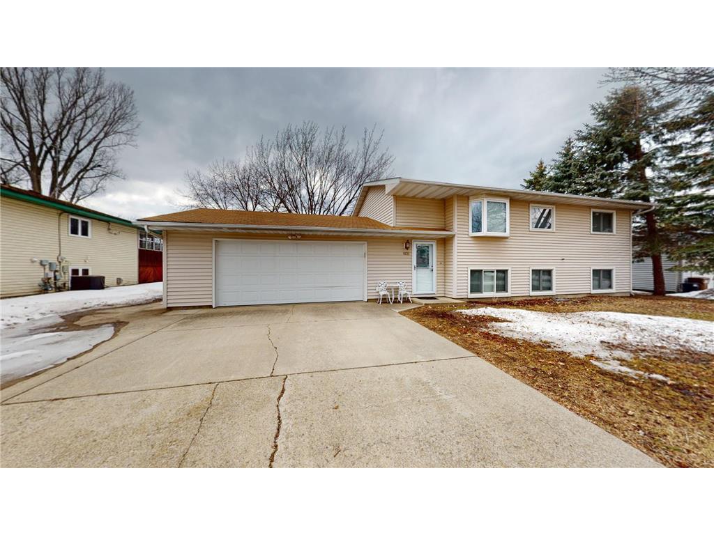 1835 Bayview Drive Albert Lea MN 56007 6345426 image1