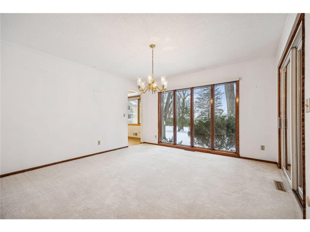 1835 Hunter Lane Mendota Heights MN 55118 6825036 image15