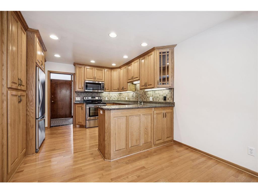 1835 Hunter Lane Mendota Heights MN 55118 6825036 image20