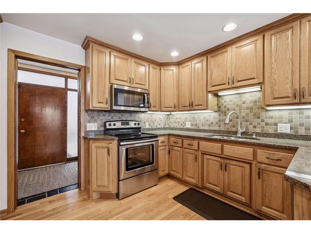 1835 Hunter Lane Mendota Heights MN 55118 6825036 image21