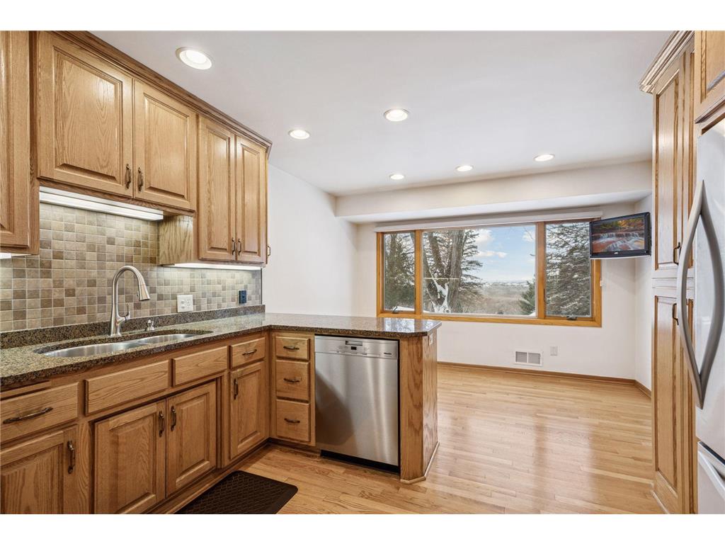 1835 Hunter Lane Mendota Heights MN 55118 6825036 image22