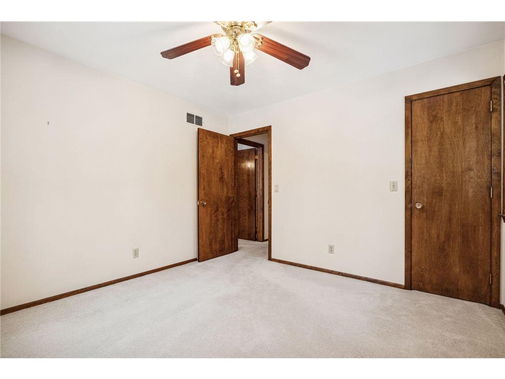 1835 Hunter Lane Mendota Heights MN 55118 6825036 image34