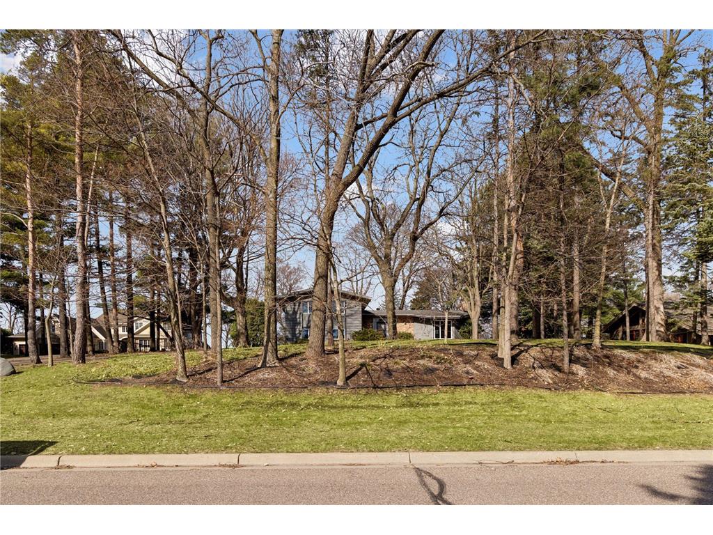 1835 Hunter Lane Mendota Heights MN 55118 7048171 image14