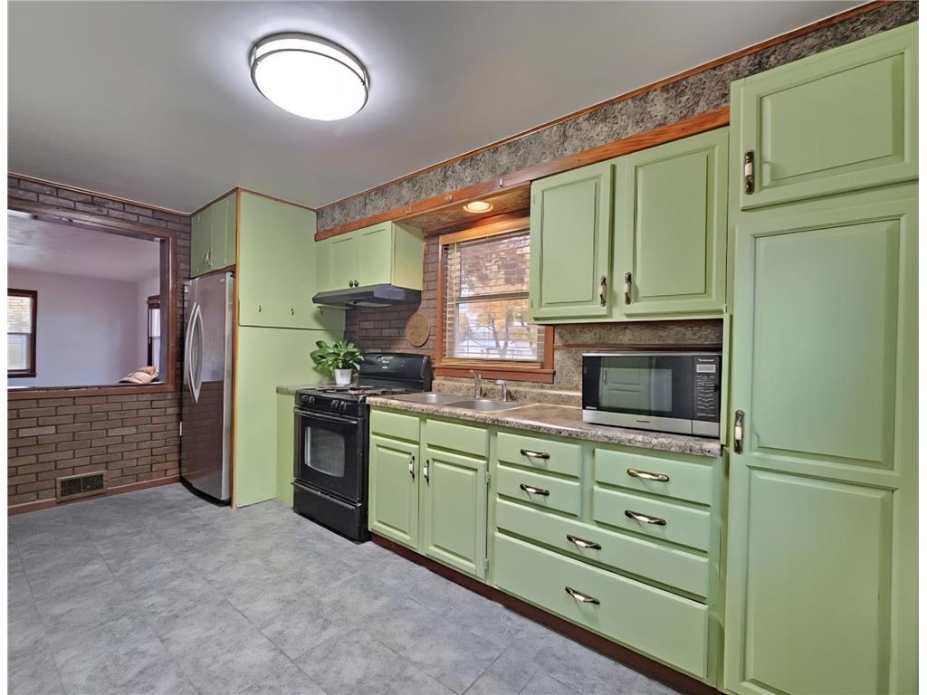 1836 Bush Avenue E Saint Paul MN 55119 6815980 image10