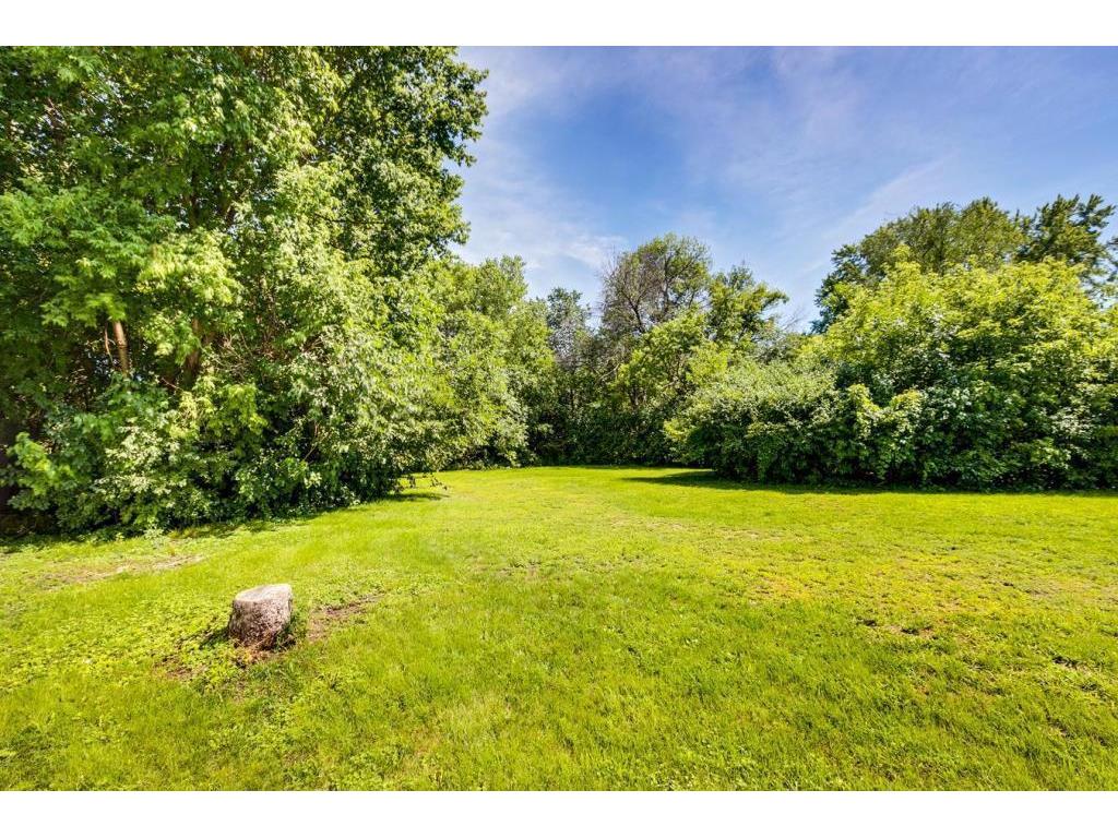 1836 Hamline Avenue N Roseville MN 55113 6593775 image15