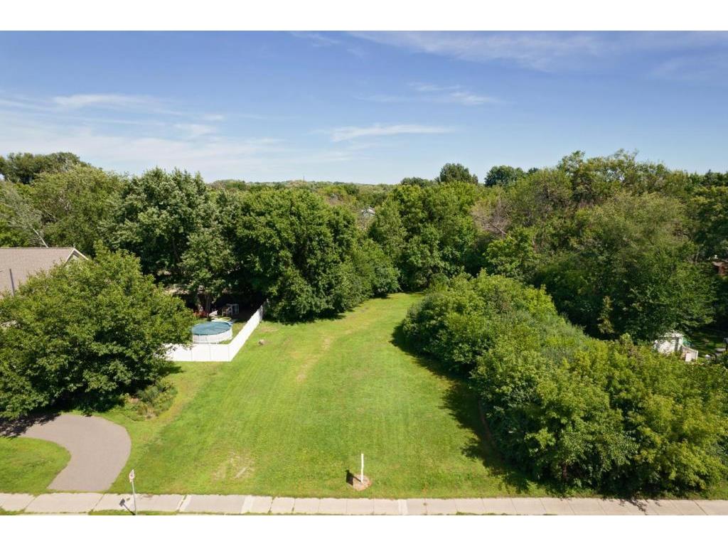 1836 Hamline Avenue N Roseville MN 55113 6593775 image2