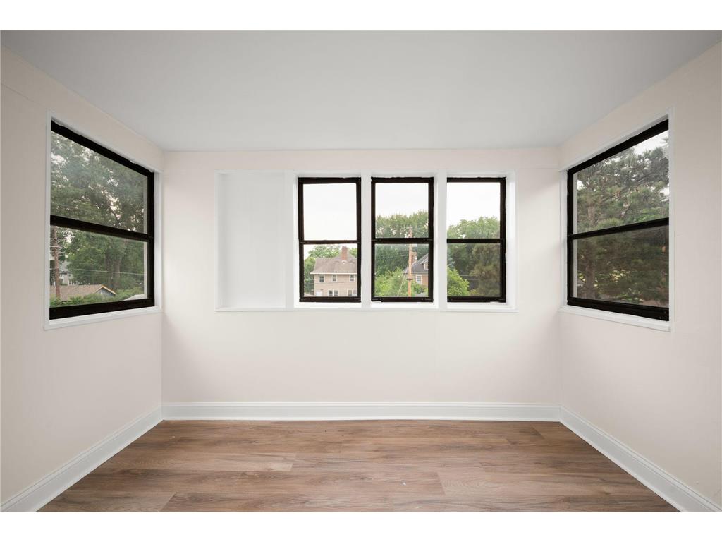 1836 Marshall Avenue Saint Paul MN 55104 7073023 image14