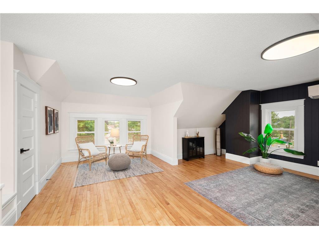 1836 Marshall Avenue Saint Paul MN 55104 7073023 image18