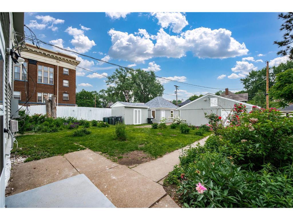 1836 Marshall Avenue Saint Paul MN 55104 7073023 image28