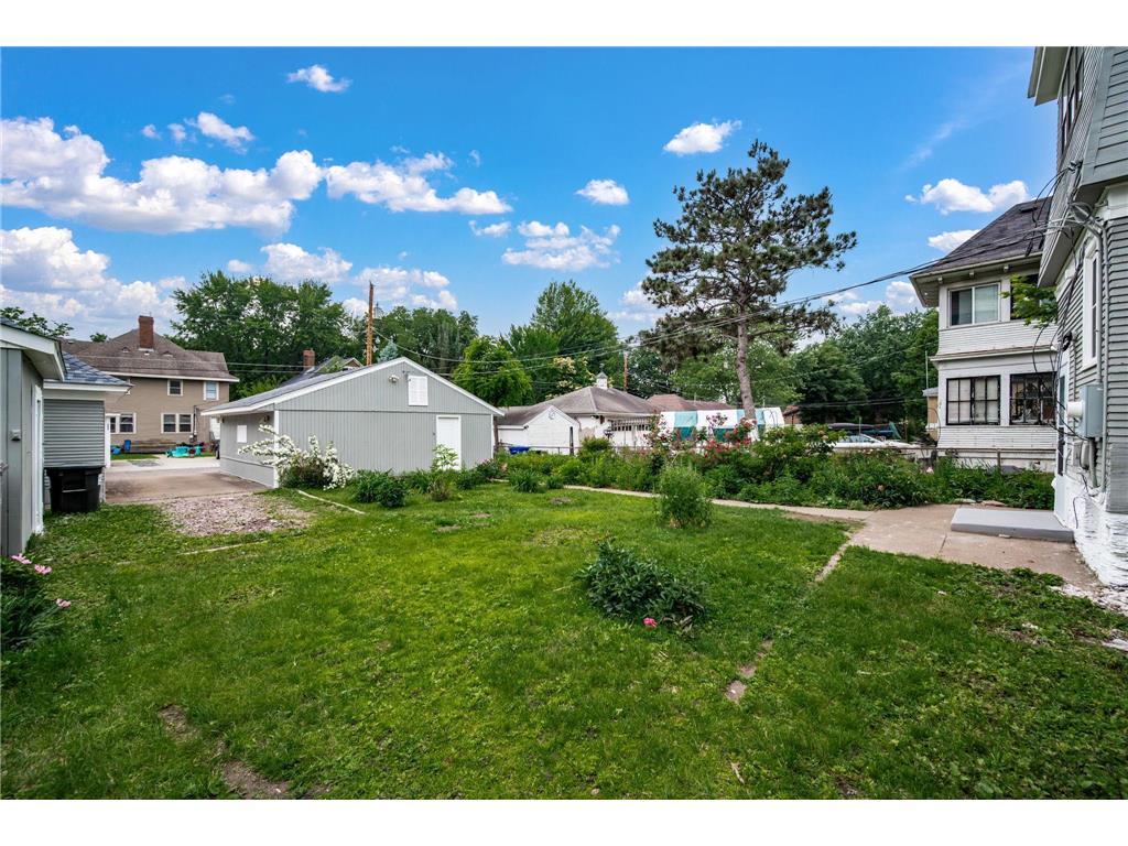 1836 Marshall Avenue Saint Paul MN 55104 7073023 image29