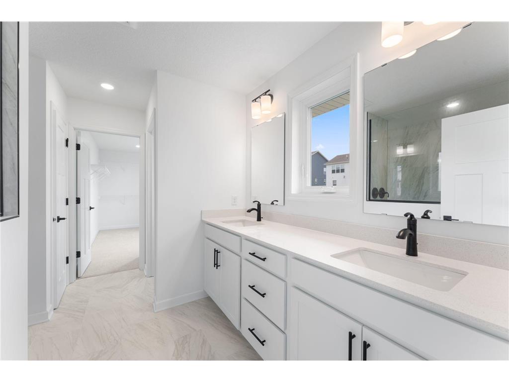 1836 Royal Boulevard N Lake Elmo MN 55016 6812606 image12