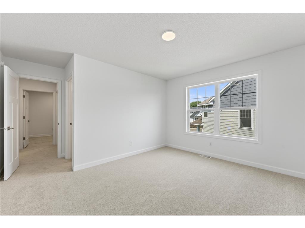 1836 Royal Boulevard N Lake Elmo MN 55042 7073252 image16