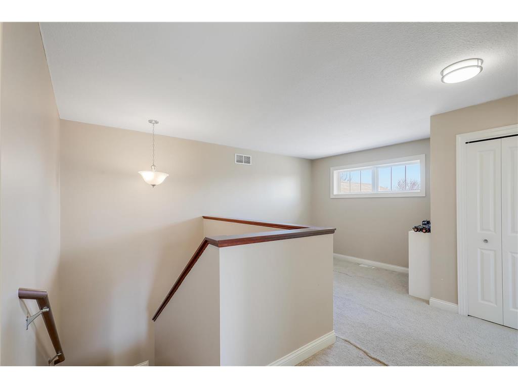 1836 Spring Creek Drive Carver MN 55315 7027871 image19