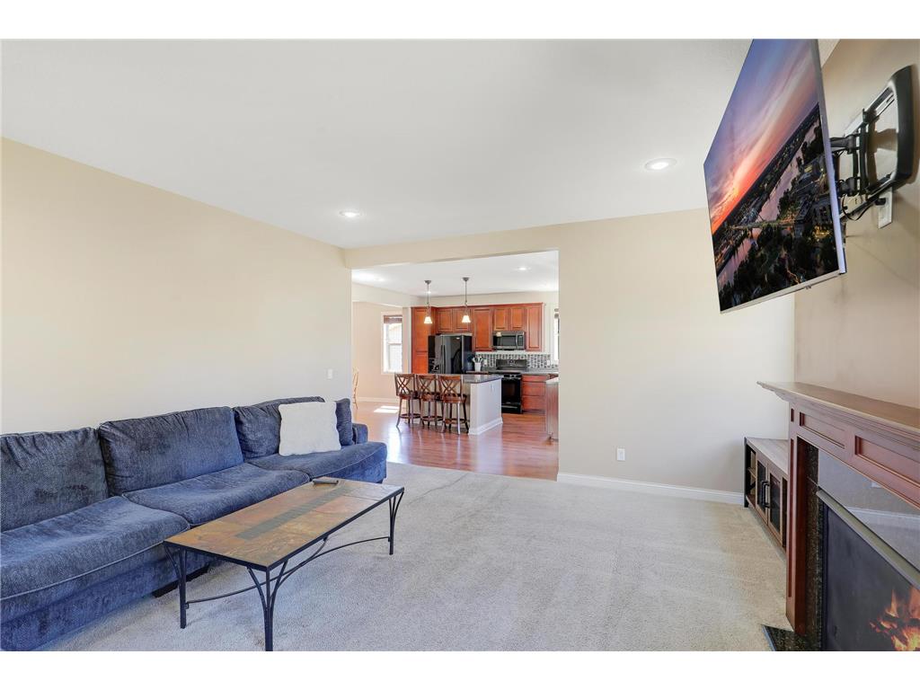 1836 Spring Creek Drive Carver MN 55315 7027871 image9