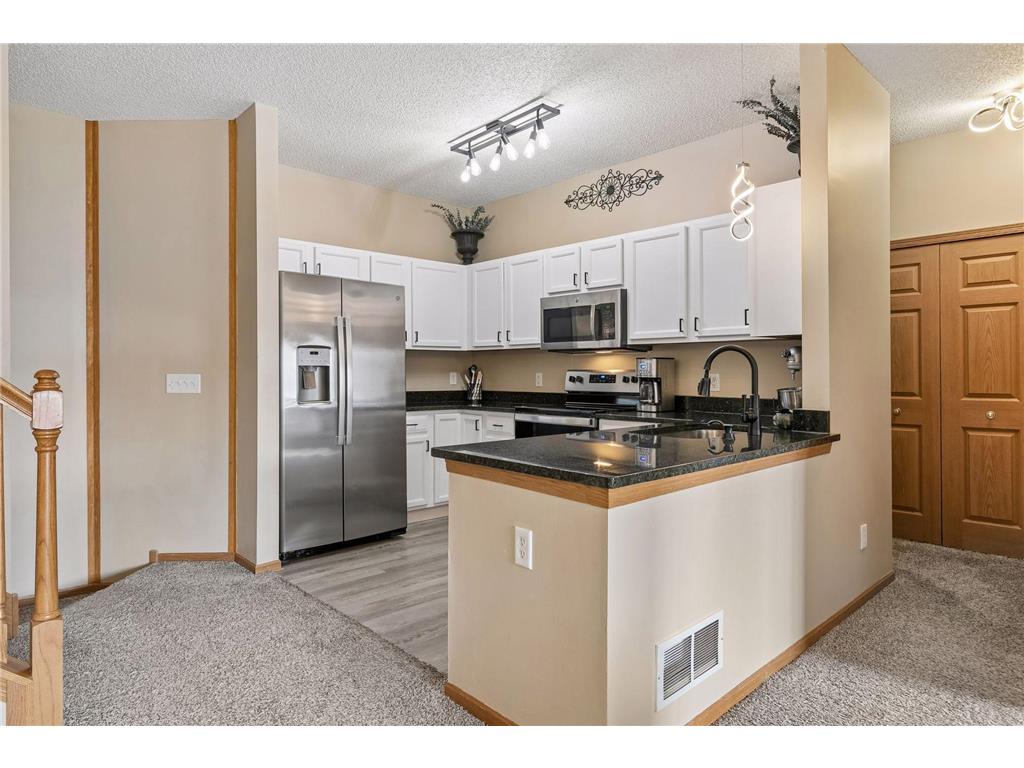 18364 Kerrville Trail Lakeville MN 55044 7051278 image2