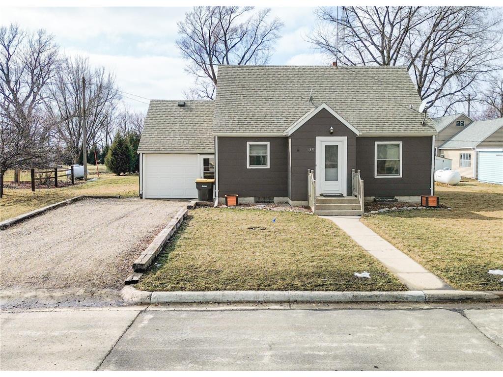 1837 Barr Street Wabasso MN 56293 7030023 image1