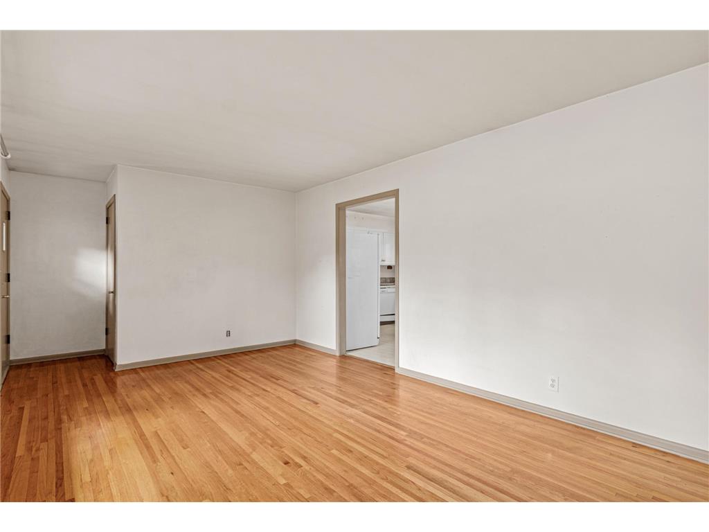 1837 City Heights Drive Maplewood MN 55117 6800195 image12