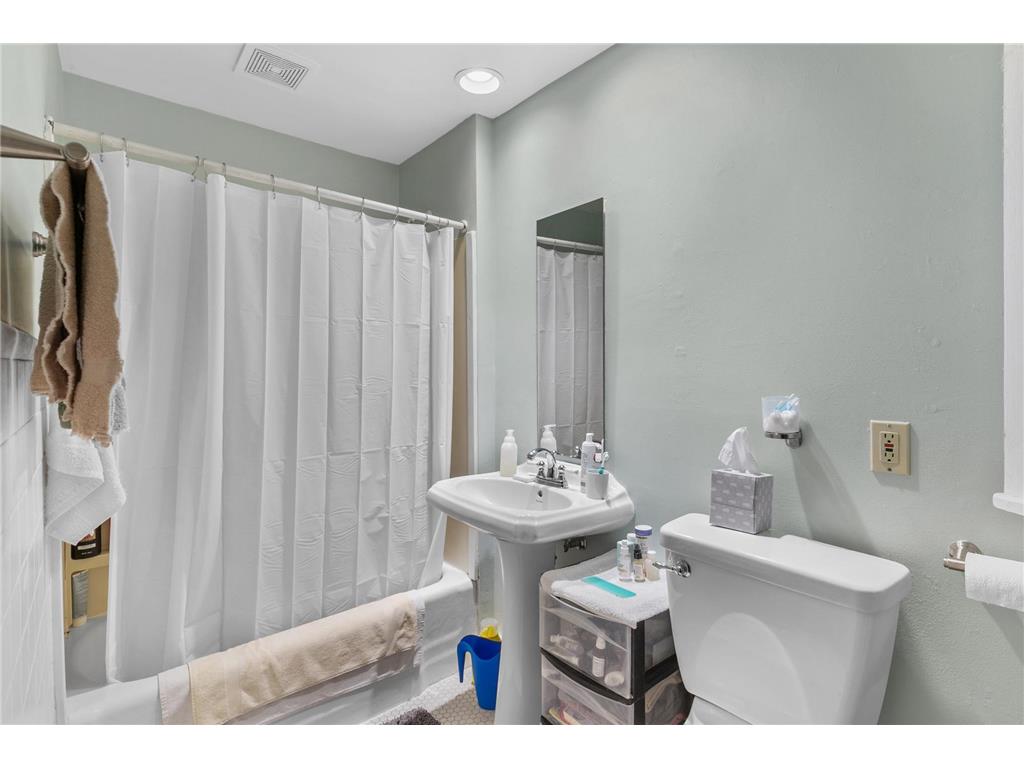 1838 Portland Avenue Saint Paul MN 55104 7054745 image14