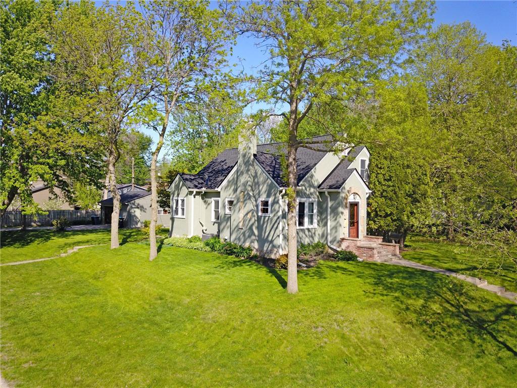 1838 York Avenue N Golden Valley MN 55422 6534242 image1