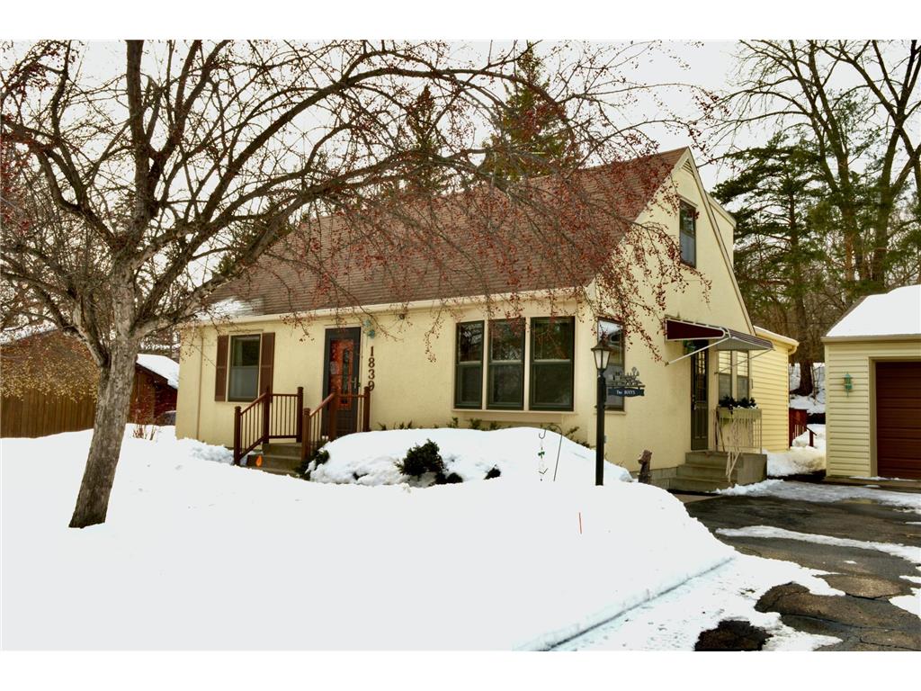 1839 Onacrest Court Maplewood MN 55117 6329405 image1