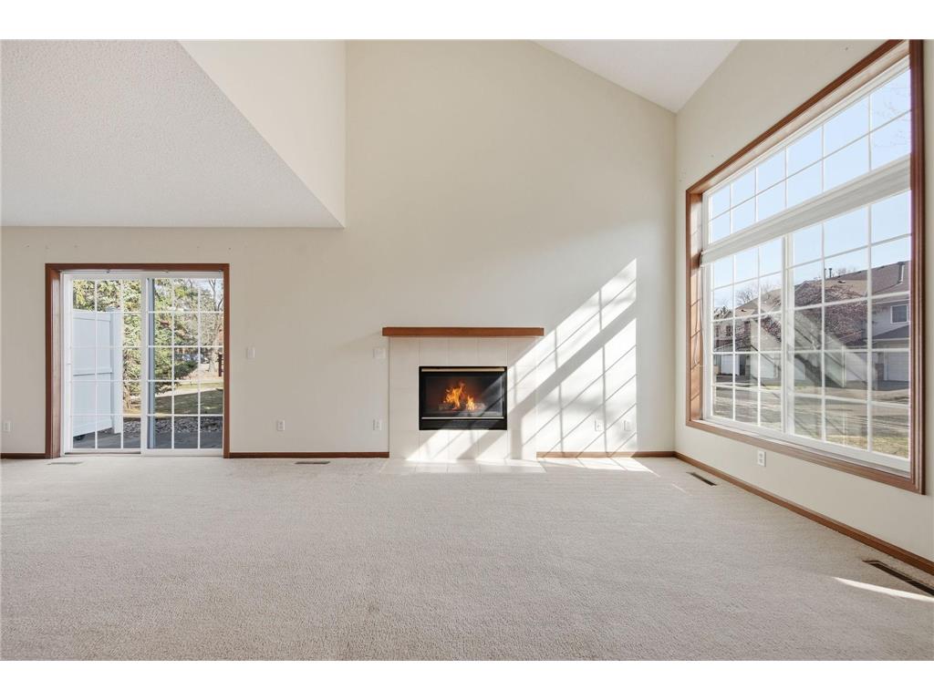1839 Riverwood Drive #17 Burnsville MN 55337 7048392 image16