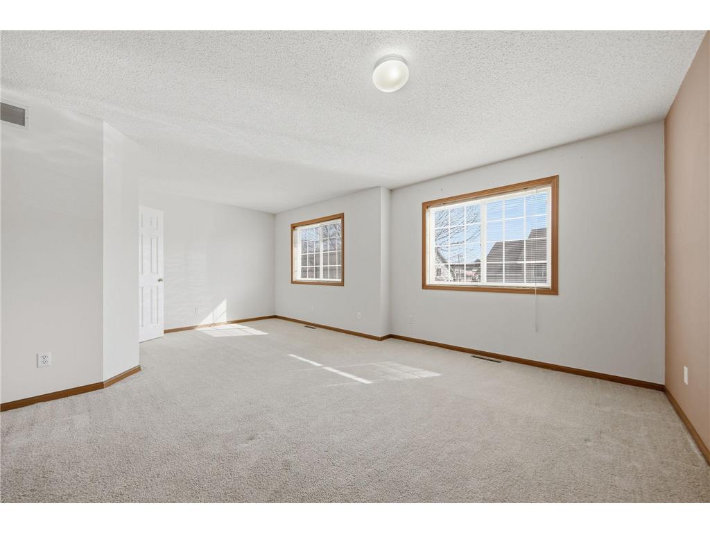 1839 Riverwood Drive #17 Burnsville MN 55337 7048392 image27